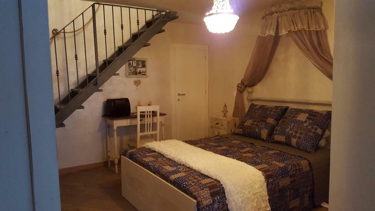 La Tana Cerdomare Villa Poggio Moiano Exterior photo