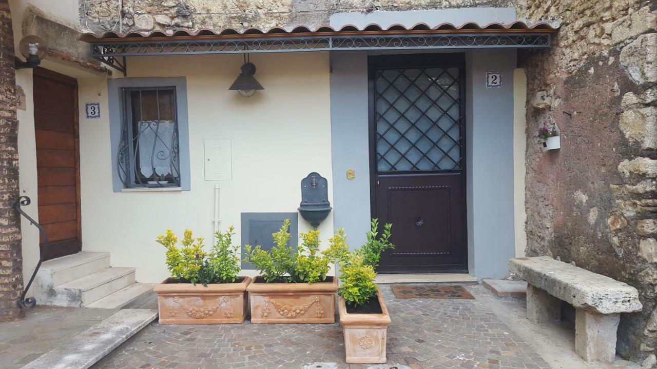 La Tana Cerdomare Villa Poggio Moiano Exterior photo